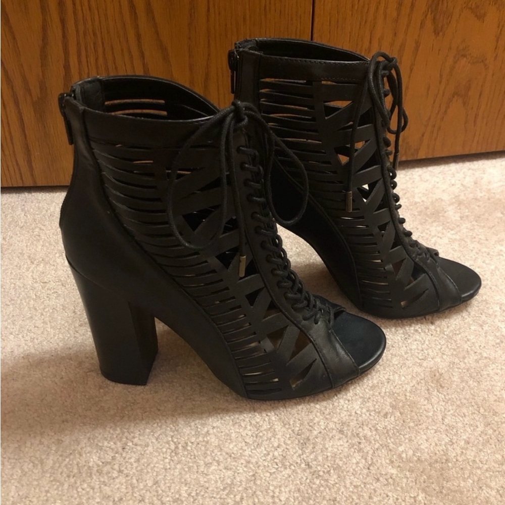 NWOT - Bamboo Lazer Cut Lace Up Heels - Picture 4 of 8